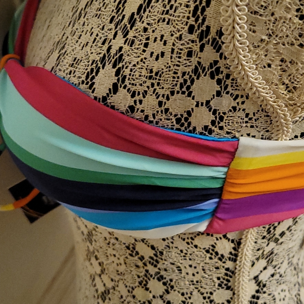 BEACH JOY 2-PC BIKINI ๐๐ SET SIZE M - Picture 6 of 16